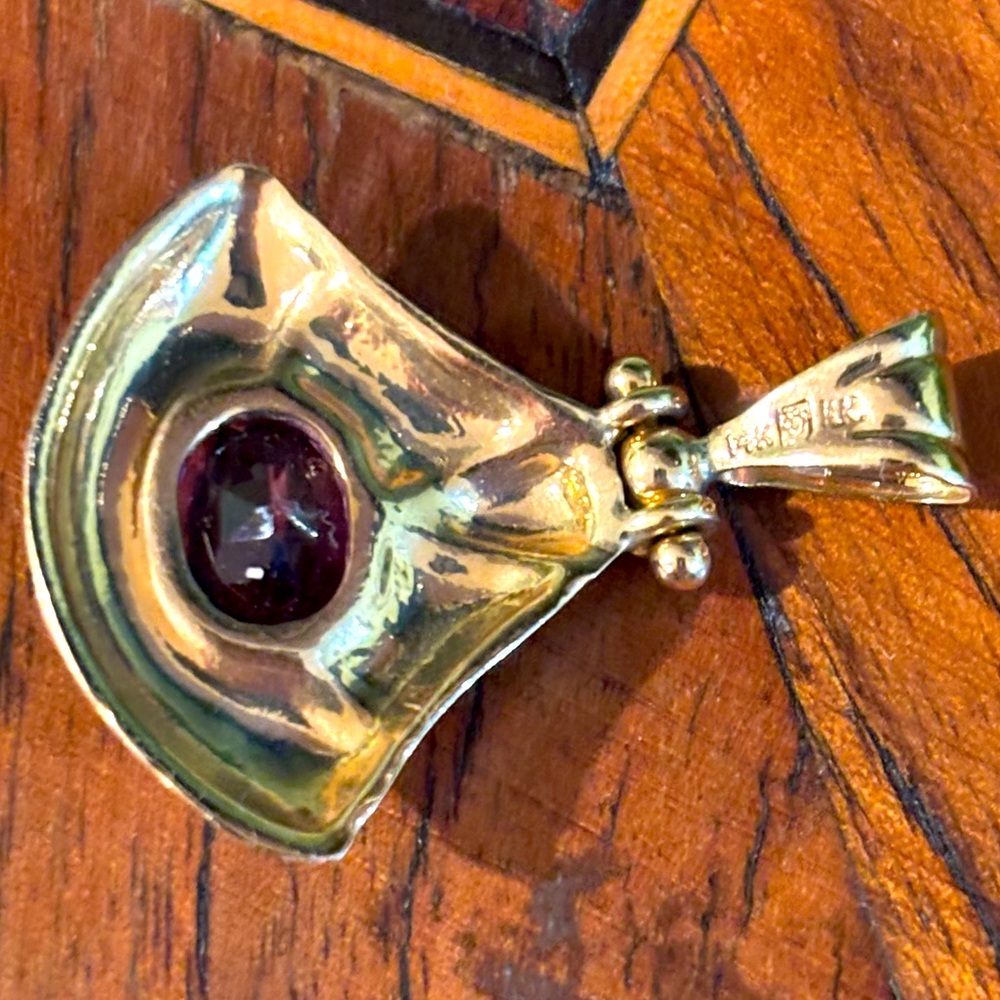 Antique Genuine Hand-Hammered 14K Yellow Gold Oval Cut Amethyst Pendant No Chain - Picture 5 of 5